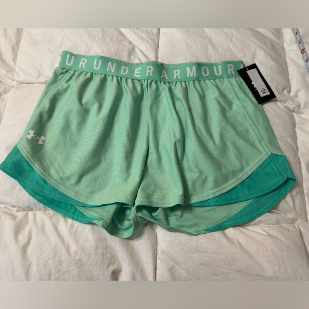 Under Armour Women's Loose Play Up Vibrant Green Athletic Shorts - NWT - Size L - Picture 4 of 12
